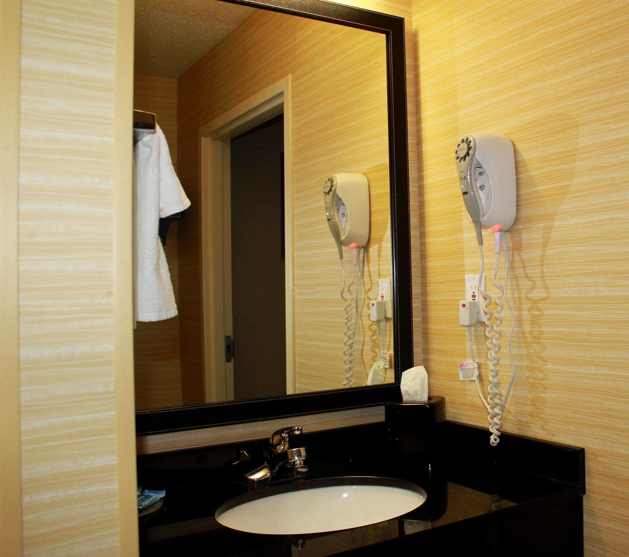 Fairfield Inn & Suites Detroit Farmington Hills Eksteriør billede